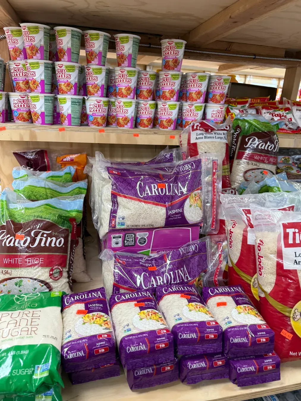 Store interior at Mercado La Riqueza